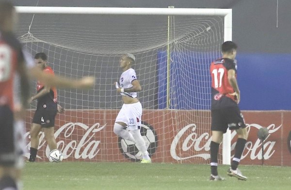 Crónica / El Kelito empató y respira