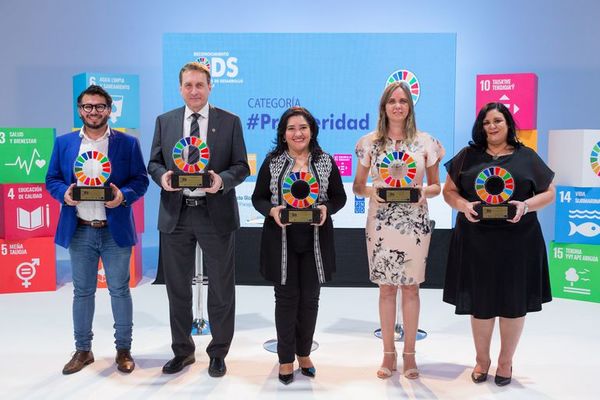 Reconocen 18 iniciativas con el galardón ODS 2021 - Nacionales - ABC Color