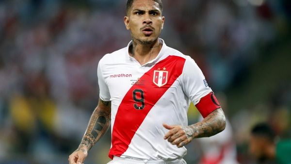 Gareca no contará con Guerrero y Flores