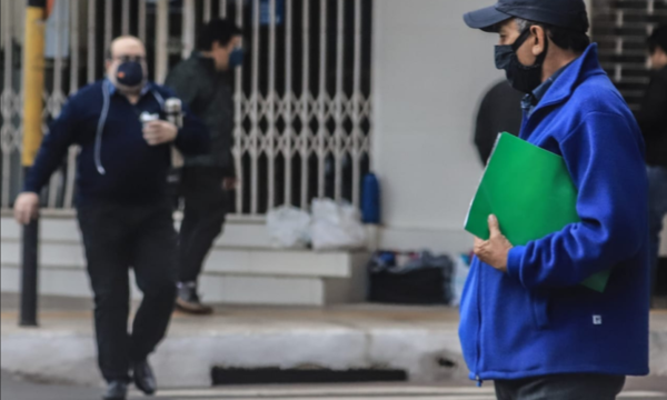 Alertan de aumento de casos en el interior y Salud intensificará estrategia de vacunación en comunidades