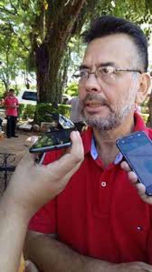 Ex diputado advierte sobre corrupción en el gobierno de Marito