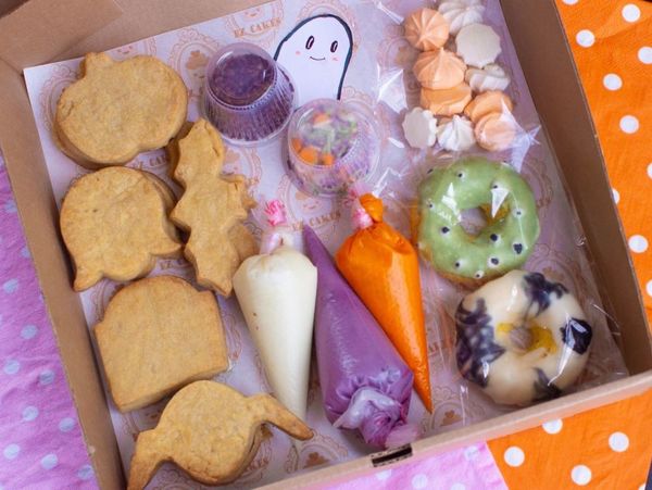 Glasea galletitas aterradoras por Halloween con Bzcakes