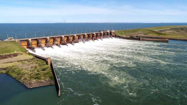 Yacyretá registró nuevo récord de potencia suministrada al sistema eléctrico paraguayo - .::Agencia IP::.