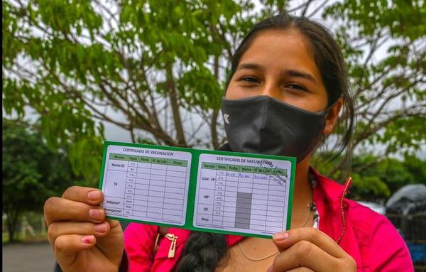 Este fin de semana, vacunarán contra el Covid-19 en barrios y plazas de Asunción y Central