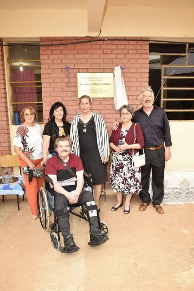 Hospital distrital de San Ignacio lleva el nombre del doctor Aníbal Espínola Fernández - Nacionales - ABC Color