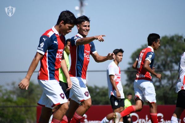 Goleada azulgrana en la Sub 17 - Fútbol - ABC Color