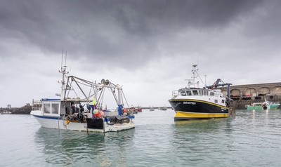 Londres convoca a la embajadora francesa y la “guerra de la pesca” entre Gran Bretaña y Francia sigue escalando