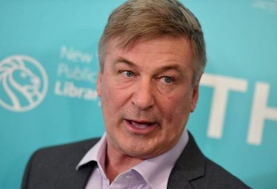 Alec Baldwin, en contacto con la policía todos los días tras trágico accidente - Cine y TV - ABC Color