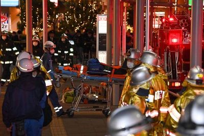 Unos 15 heridos en un ataque en un tren de Tokio en la jornada electoral - Mundo - ABC Color