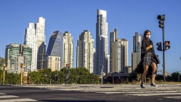 Murieron 8 personas y se detectaron 548 nuevos contagios en Argentina