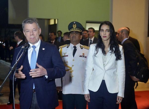 Juan Manuel Santos: “A seguir estrechando lazos”