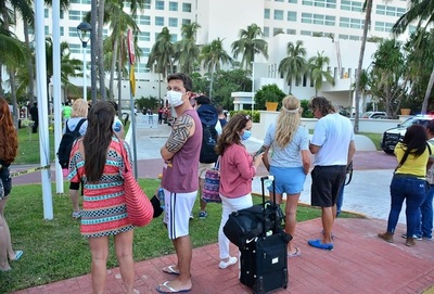 Más de 600 personas evacuadas por un incendio en un hotel de Cancún - MarketData