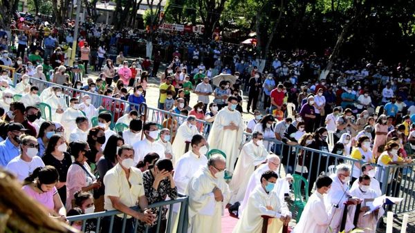 A un mes de la festividad mariana, fieles ya se agolpan en la Basílica