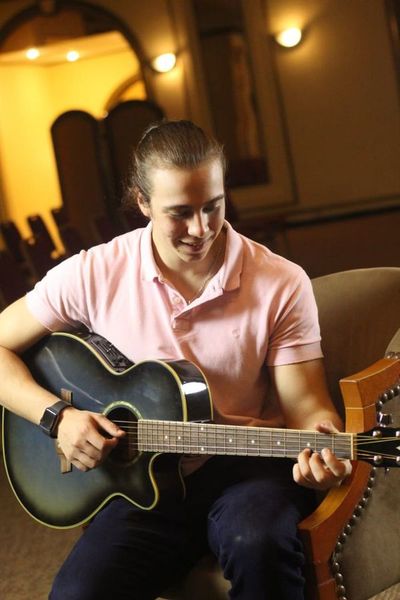 Javier Arréllaga debuta con el single “Yo te necesito” - Música - ABC Color