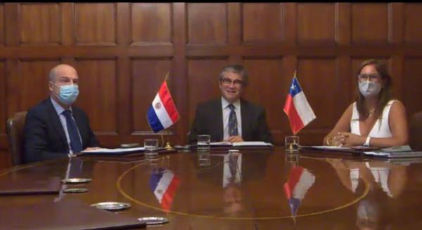 BCP y Banco Central de Chile se alían para coordinar esfuerzos interinstitucionales en investigación e intercambios laborales