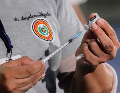 Prosigue vacunación anticovid incluyendo este lunes a jóvenes de los 16 años - .::Agencia IP::.