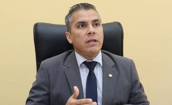 Diario HOY | Terna para la Corte: cuestionan direccionamiento hacia Víctor Ríos
