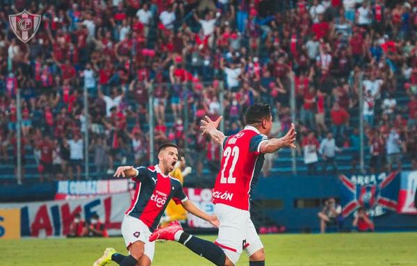 Borba afirma que “a simple vista” se superó el aforo permitido para el superclásico