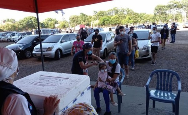 Más de 200.000 altoparanaenses ya completaron su esquema de vacunación