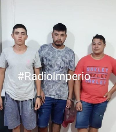 Tras efectuar disparos al aire, detienen a tres sujetos