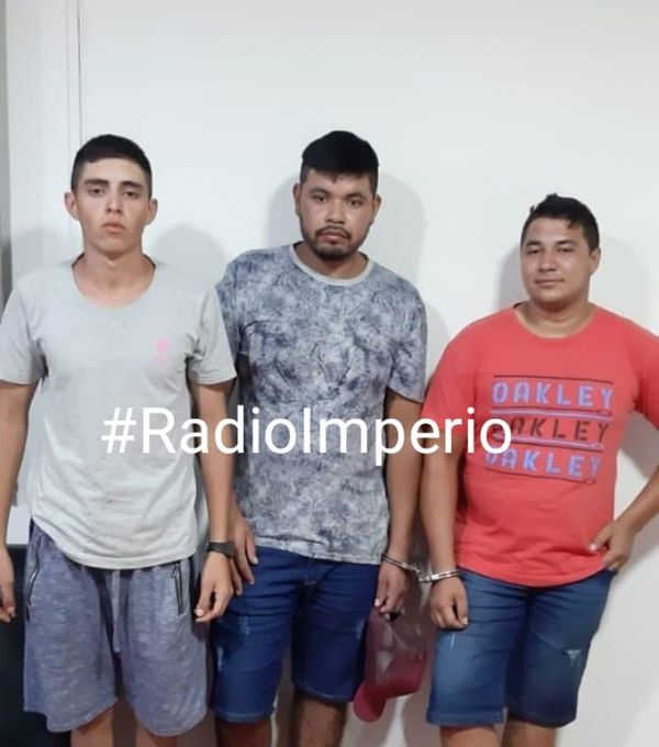 Tras efectuar disparos al aire, detienen a tres sujetos