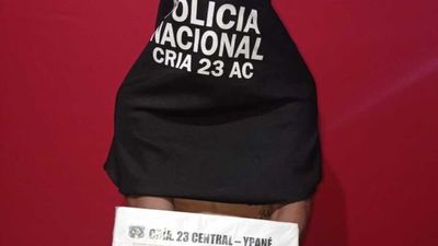 Intentó ahorcar al bebé de su ex