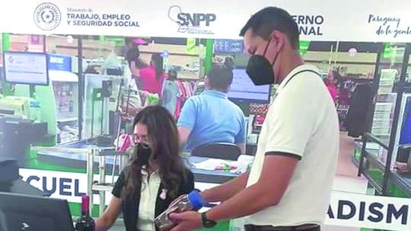 Inauguran primera escuela de Supermercadismo