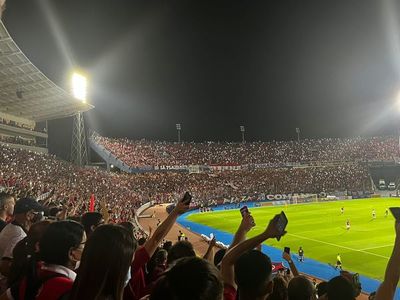 Constatan incumplimiento del 50 por ciento de aforo permitido en el Clásico - .::Agencia IP::.