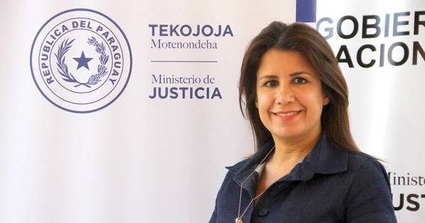 La Nación / “No estamos solo para hacer asistencialismo”, afirma candidata a la Defensoría del Pueblo