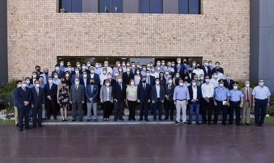 Contrabando: 55 gremios se unen para exigir resultados a las autoridades  - Nacionales - ABC Color