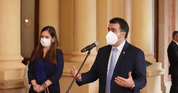 La Nación / Hacienda habla de la posibilidad de “congelar” precios del combustible