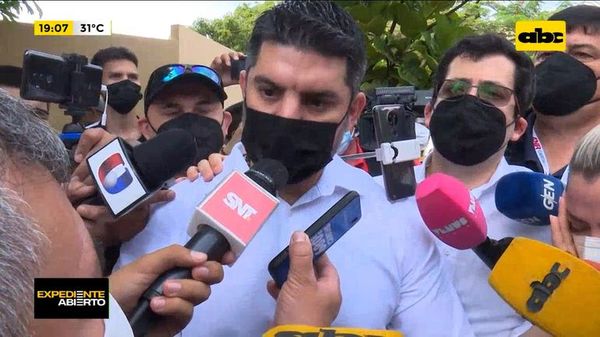 En medio de escándalo por corrupción, Nenecho pretende jurar “a escondidas” - Nacionales - ABC Color