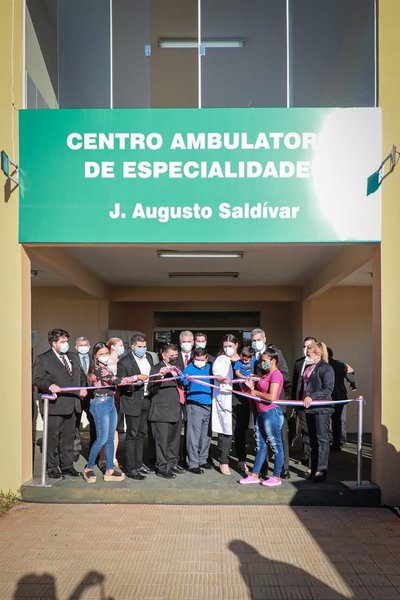 Gobierno inauguró Centro Ambulatorio de Especialidades en J. Augusto Saldívar - El Trueno