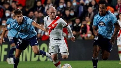 El Celta araña un punto del fortín de Vallecas