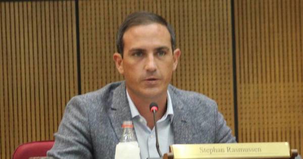 La Nación / Terna para ministro de CSJ: “Fue una parodia y las decisiones puramente políticas”, según Rasmussen
