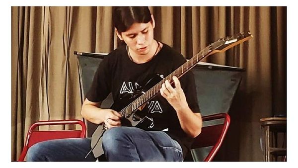 Guitarrista paraguayo gana concurso virtual internacional
