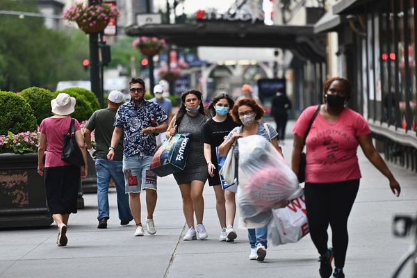 Nueva York: miles de trabajadores suspendidos sin sueldo por no estar vacunados