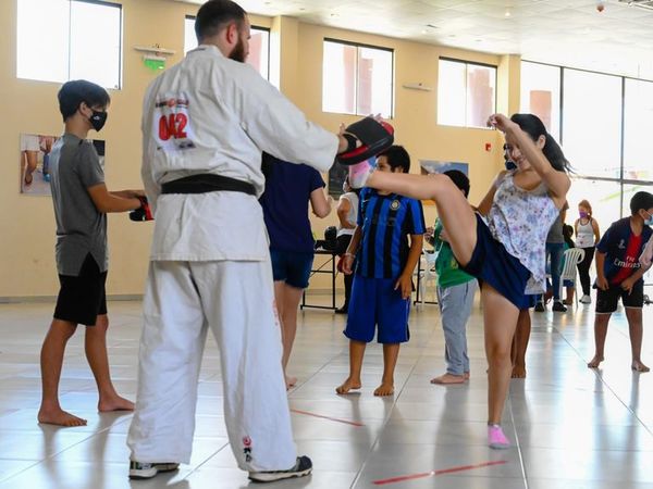El Barrio San Francisco recibe a escuelas deportivas - Polideportivo - ABC Color