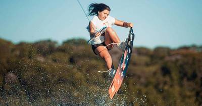 La Nación / Vuelven la fiesta y la magia de wakeboard