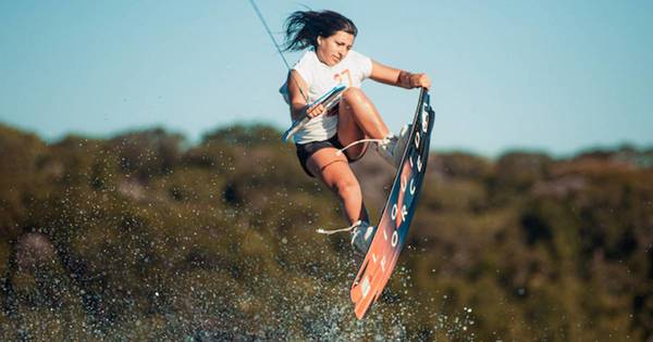 La Nación / Vuelven la fiesta y la magia de wakeboard