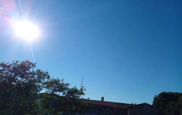 Mayormente soleado y despejado en Coronel Oviedo - OviedoPress