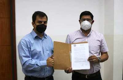 Firma de convenio en Luque •