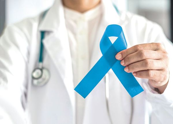Noviembre azul: iniciaron campañas de prevención contra cáncer de próstata - Estilo de vida - ABC Color