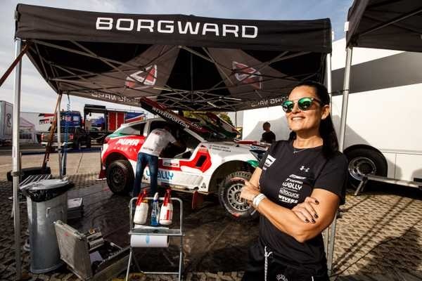 Destacada participación de piloto paraguaya en Portugal - .::Agencia IP::.