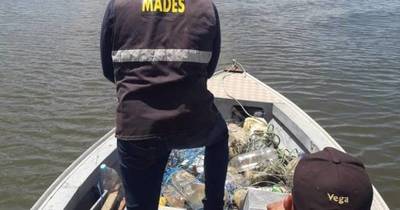 La Nación / Realizan controles en aguas del Paraná por veda pesquera