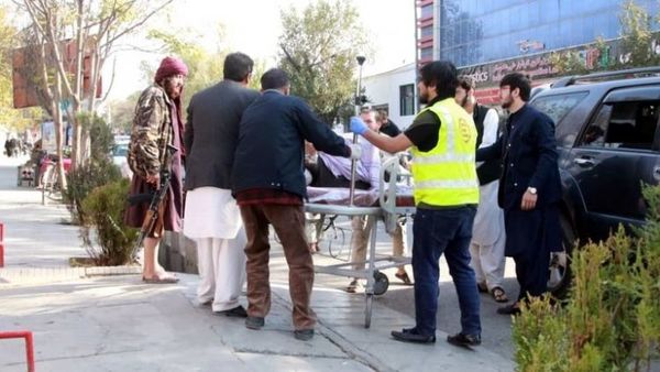 Un comando del ISIS atacó un hospital militar en Kabul: al menos 19 muertos y 50 heridos