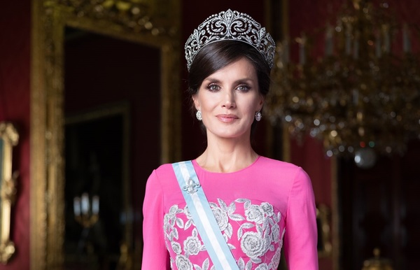 Empoderamiento de la mujer y capacitación para el empleo, en la agenda de la Reina Letizia en Paraguay - MarketData