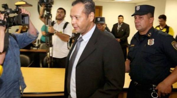 Fiscalía pide 8 años de cárcel para el ex policía Osorio por enriquecimiento ilícito