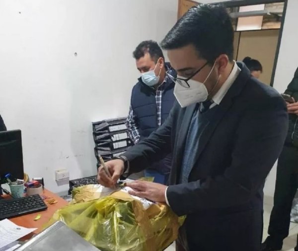 Fiscal argumenta demora en imputaciones del caso Gobernación de Central · Radio Monumental 1080 AM