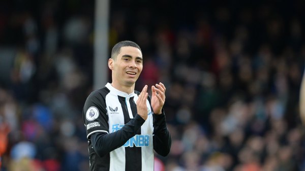 Unai Emery, cerca de ser DT de Miguel Almirón en el Newcastle